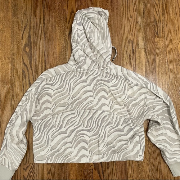 Sweaty Betty Essential Animal Print Hoodie Gray Size Medium - Picture 6 of 10